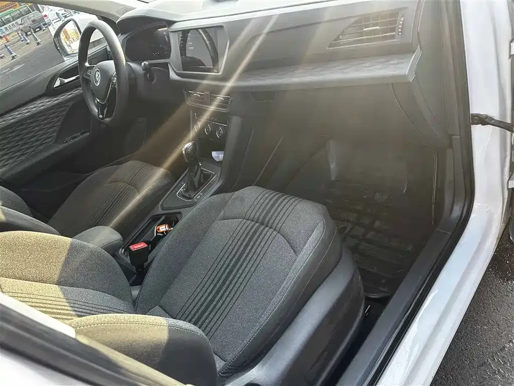 Volkswagen Tharu 2022 из CN, фото 9