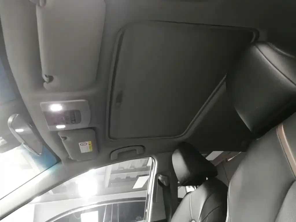 Toyota Camry 2021 из CN, фото 5
