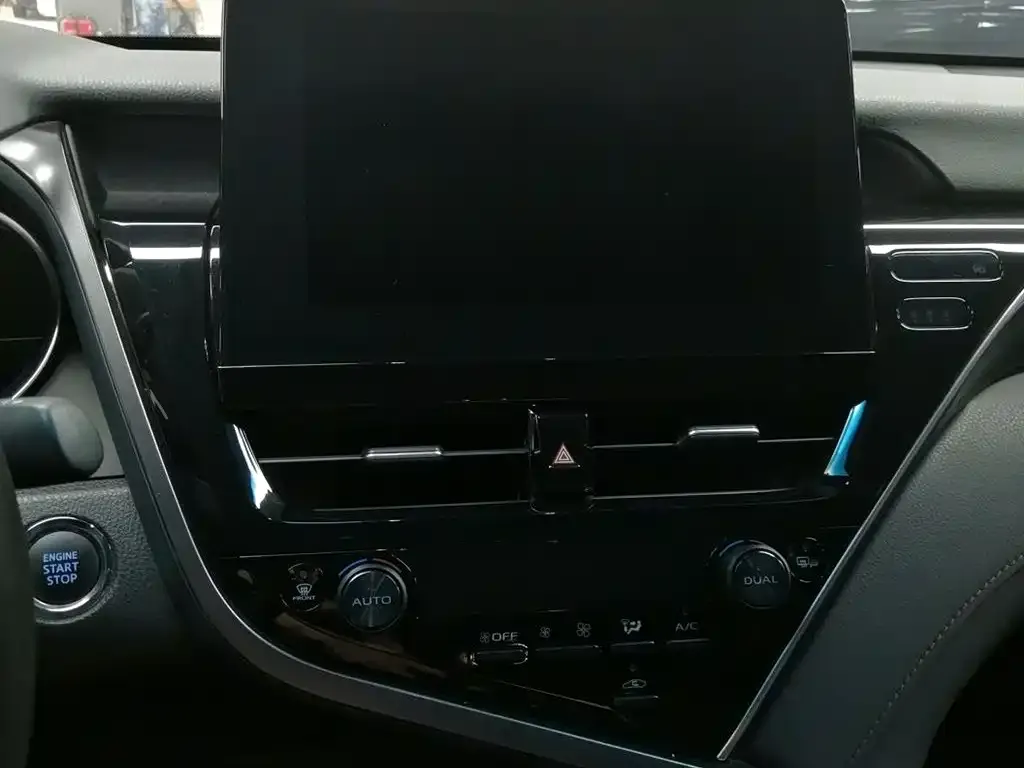 Toyota Camry 2021 из CN, фото 7
