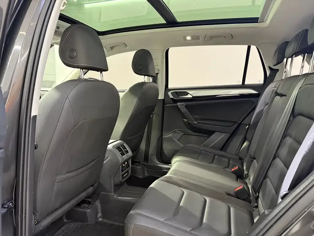 Volkswagen Tayron 2022 из CN, фото 8