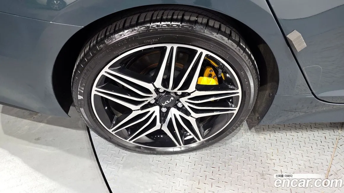 Kia Stinger 2023 из KR, фото 4