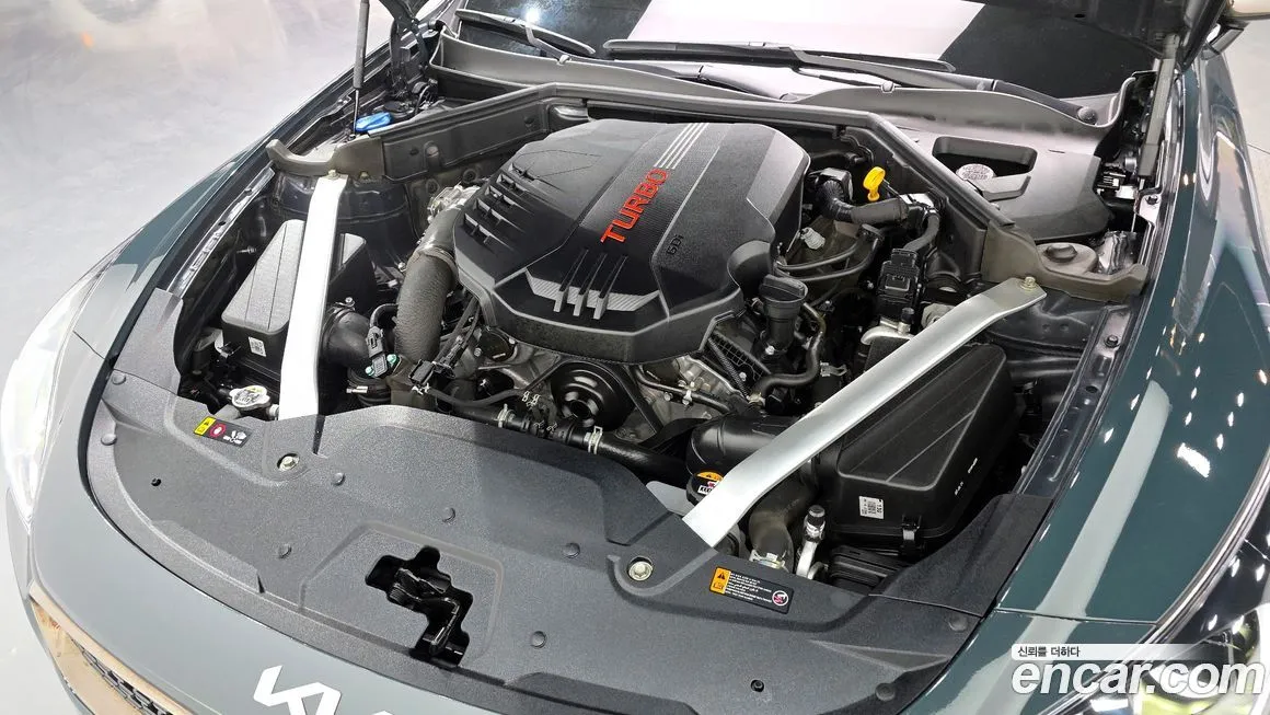 Kia Stinger 2023 из KR, фото 8
