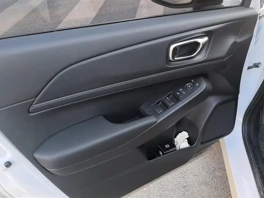 Honda Vezel 2024 из CN, фото 3