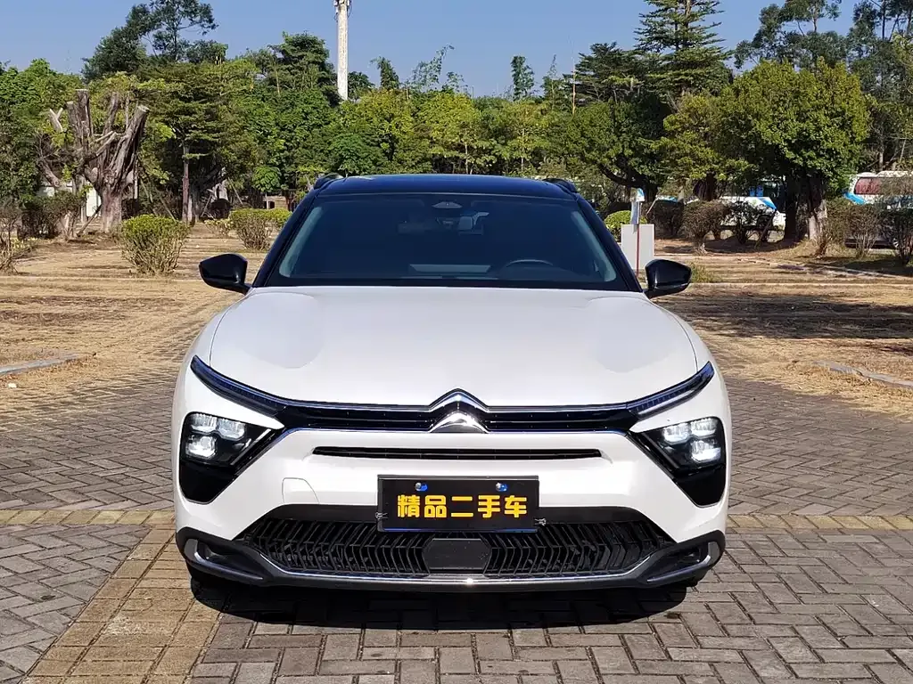 Citroen C5 X 2022 из CN, фото 2