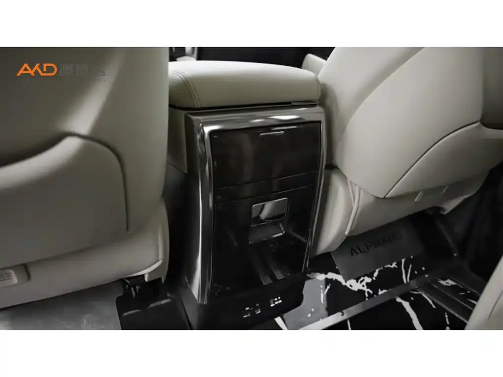 Toyota Alphard 2022 из CN, фото 2