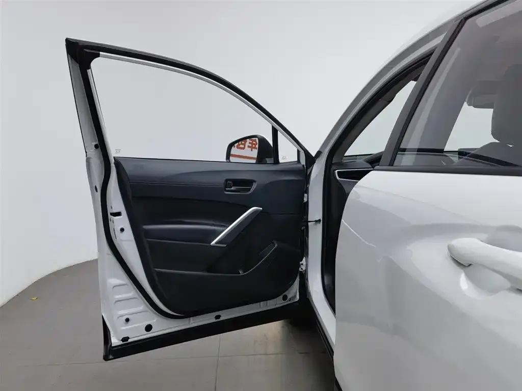 [object Object] Corolla Cross 2023 из CN, фото 8