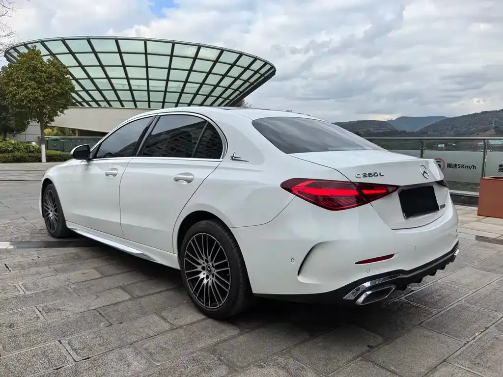 Mercedes-Benz C-Class — фото 10