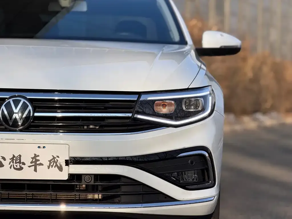 Volkswagen Bora 2023 из CN, фото 4