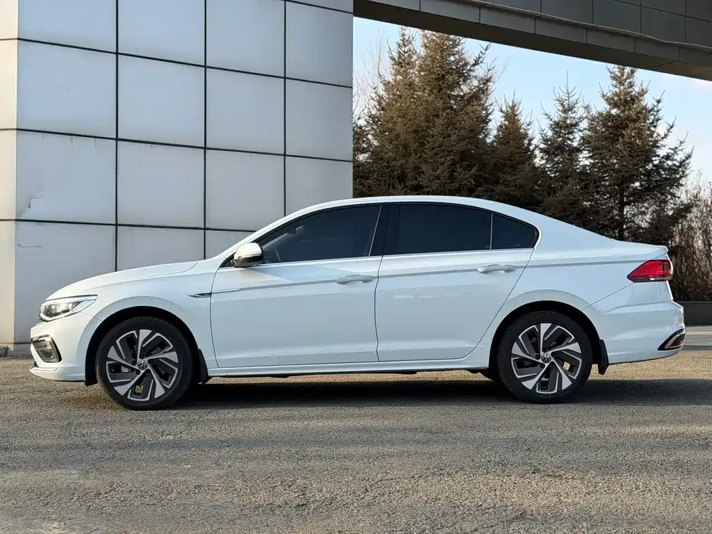 Volkswagen Bora 2023 из CN, фото 5