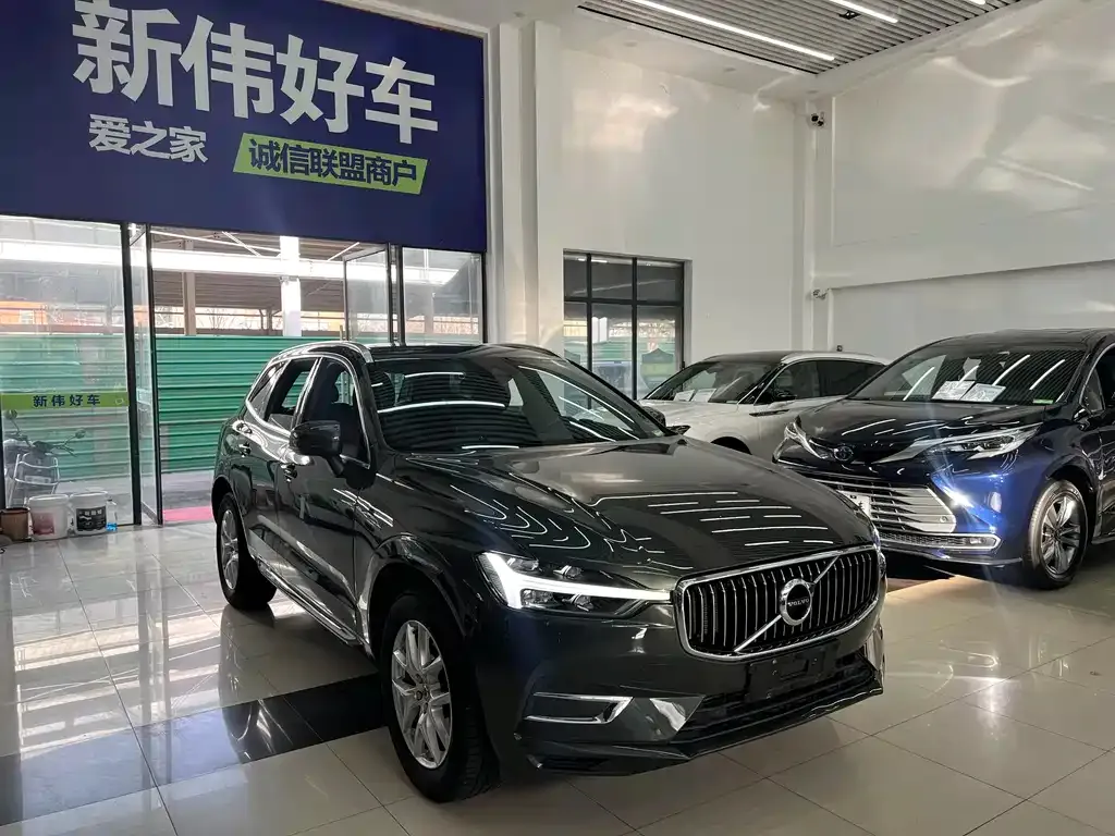 Volvo XC60 2021 из CN, фото 8