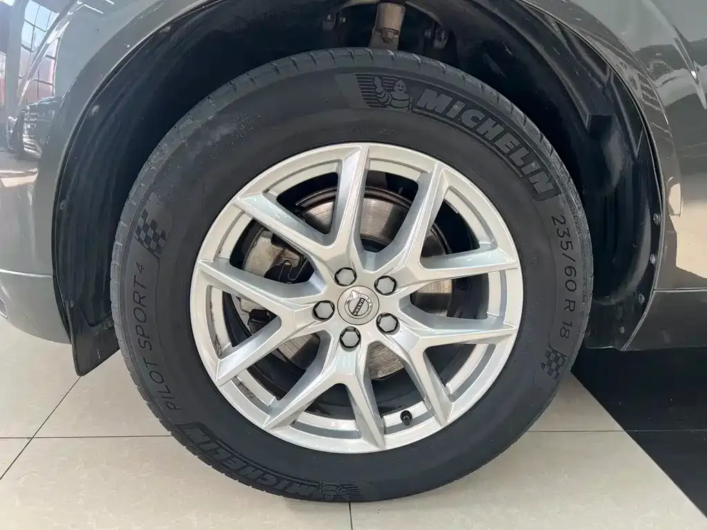 Volvo XC60 2021 из CN, фото 10