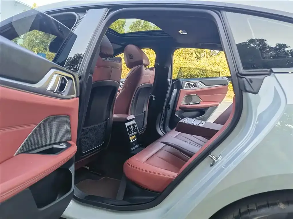 BMW 4 Series 2022 из CN, фото 8