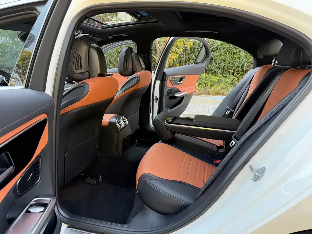 Mercedes-Benz C-Class 2023 из CN, фото 4