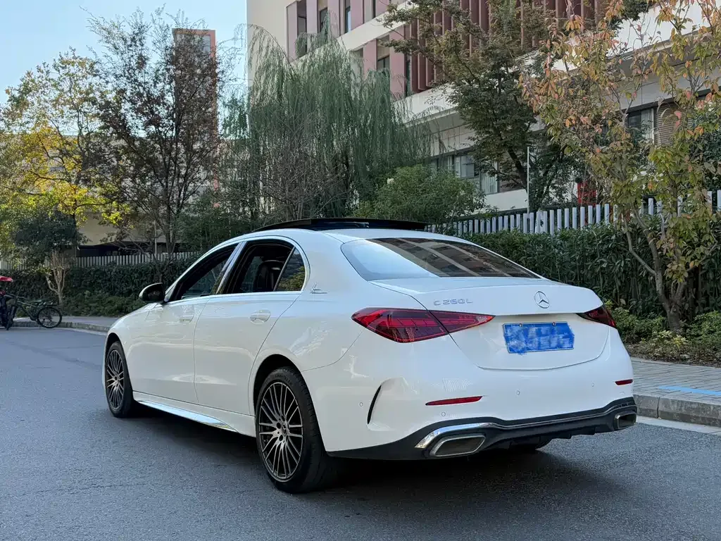 Mercedes-Benz C-Class 2023 из CN, фото 3