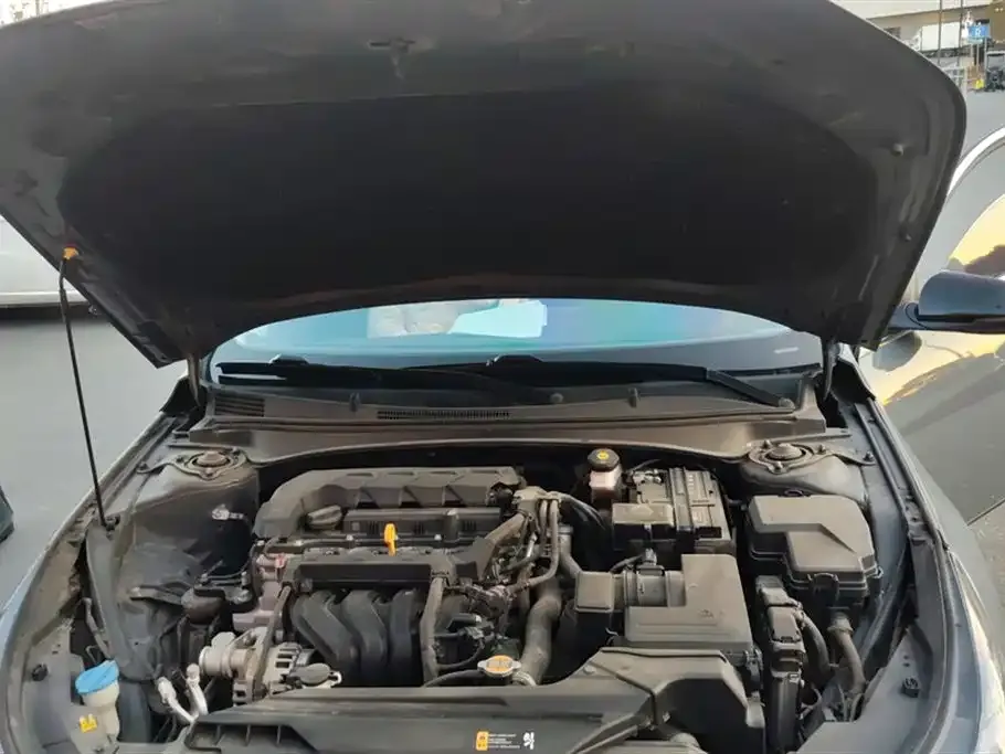 Hyundai Elantra 2021 из CN, фото 10