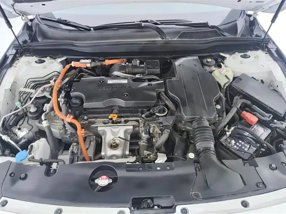 Honda Accord — фото 10