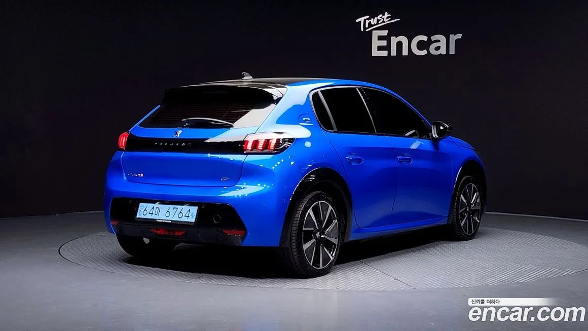 Peugeot 208 2022 из KR, фото 5