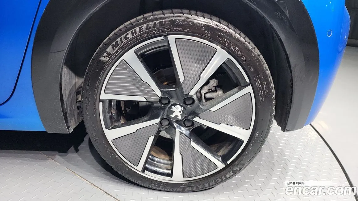 Peugeot 208 2022 из KR, фото 6