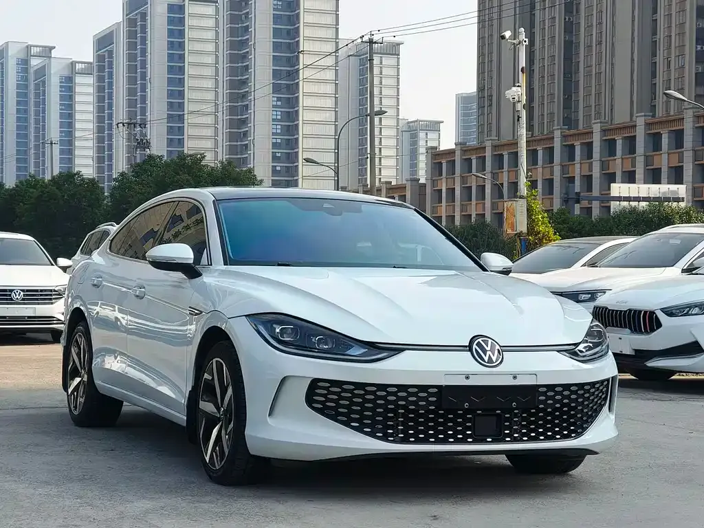 Volkswagen Lamando 2023 из CN, фото 10