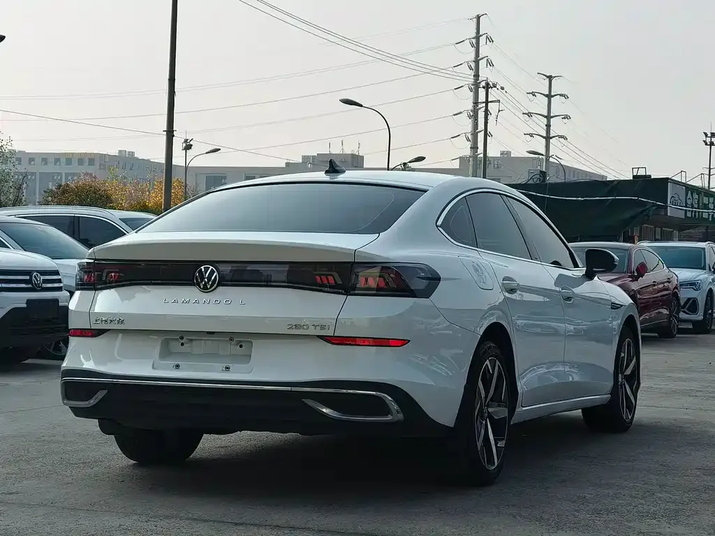 Volkswagen Lamando 2023 из CN, фото 7