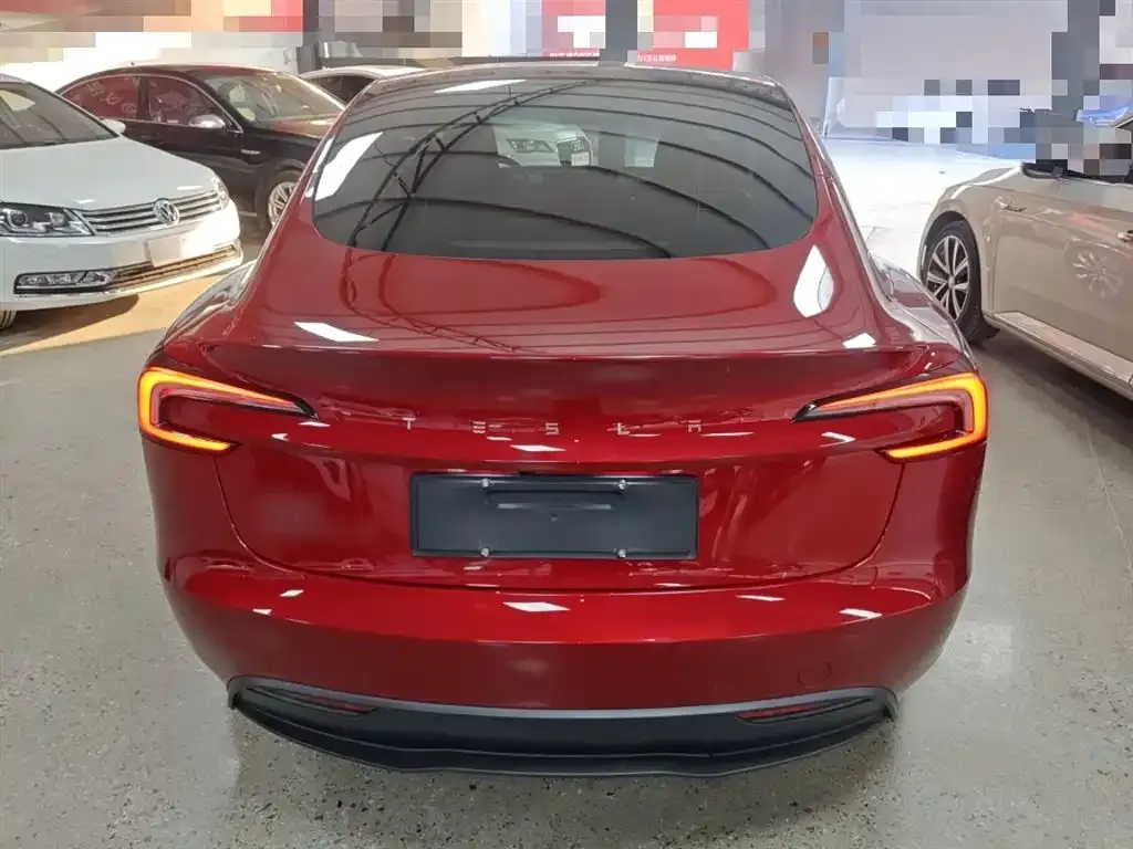 Tesla Model 3 2023 из CN, фото 3