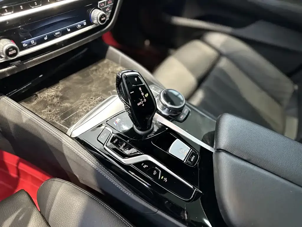 BMW 6 Series GT 2022 из CN, фото 8