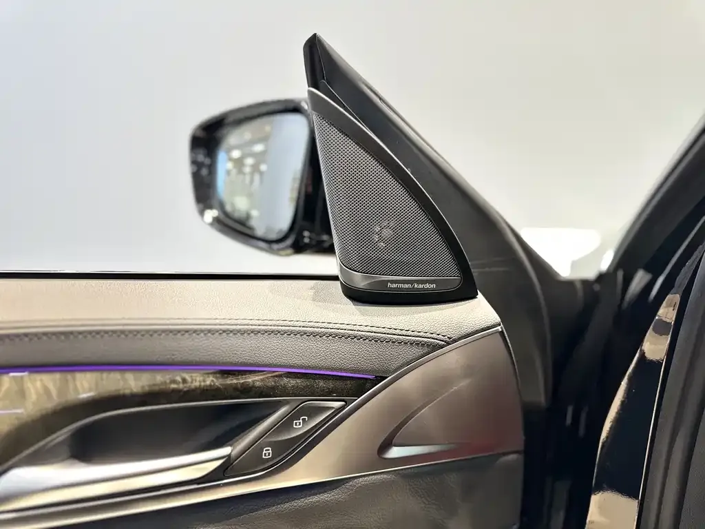 BMW 6 Series GT 2022 из CN, фото 10