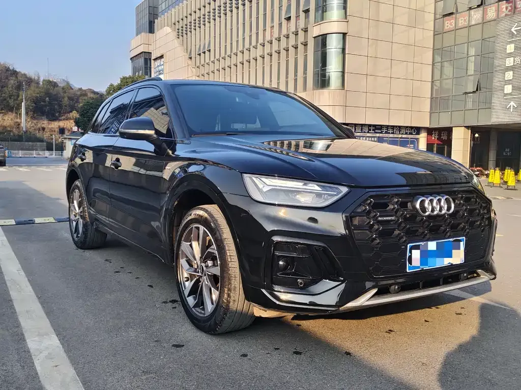 Audi Q5L 2024 из CN, фото 3