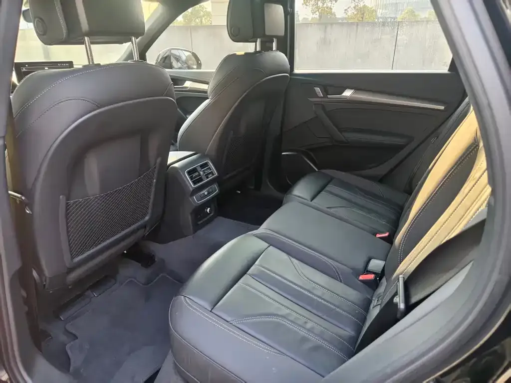 Audi Q5L 2024 из CN, фото 8