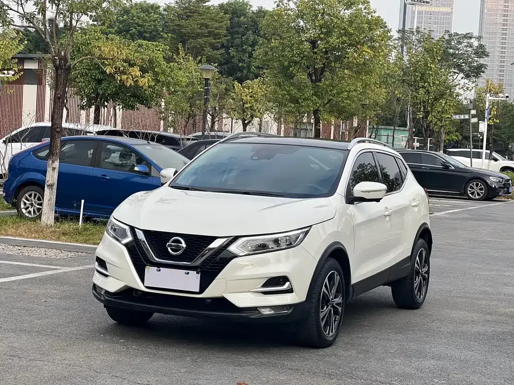 Nissan Qashqai 2022 из CN, фото 1