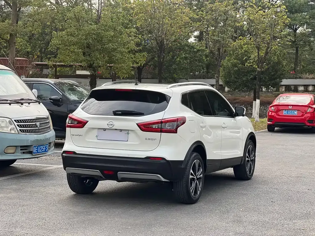 Nissan Qashqai 2022 из CN, фото 6