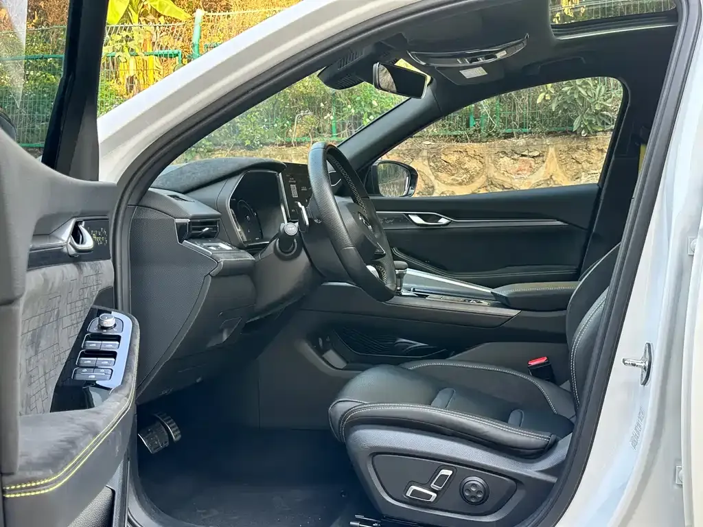 Geely Xingrui 2022 из CN, фото 4