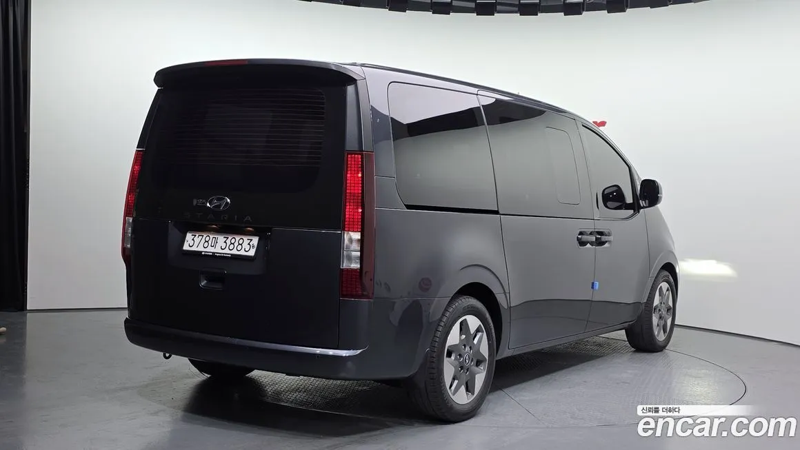 Hyundai Staria 2023 из KR, фото 5