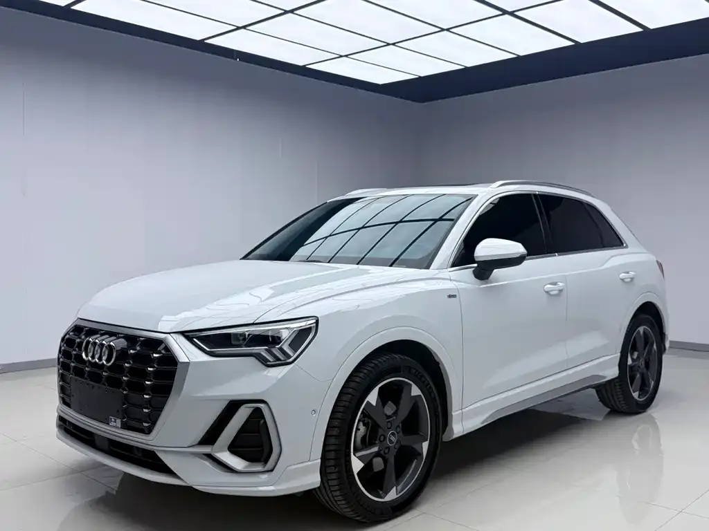 Audi Q3 2021 из CN, фото 1