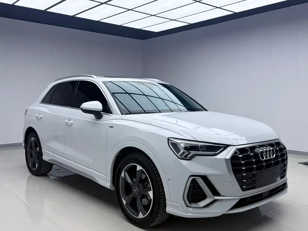Audi Q3 2021 из CN, фото 6
