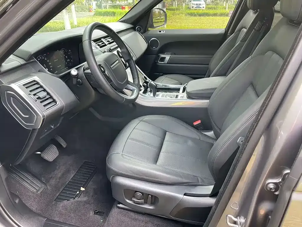 Land Rover Sport 2021 из CN, фото 2