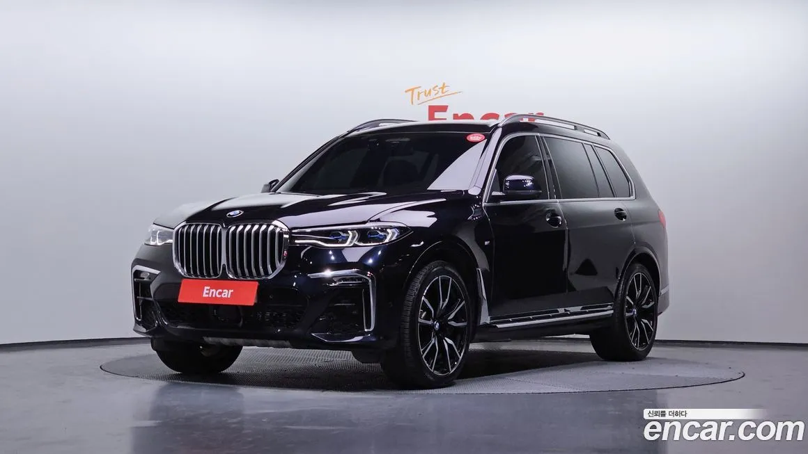 BMW X7 — фото 1