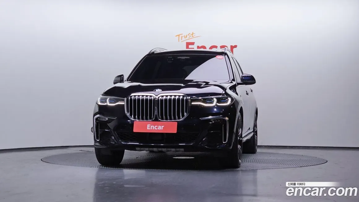 BMW X7 — фото 3