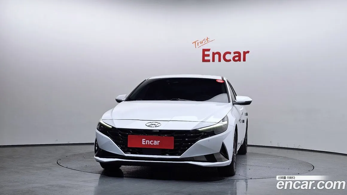 Hyundai AVANTE — фото 3