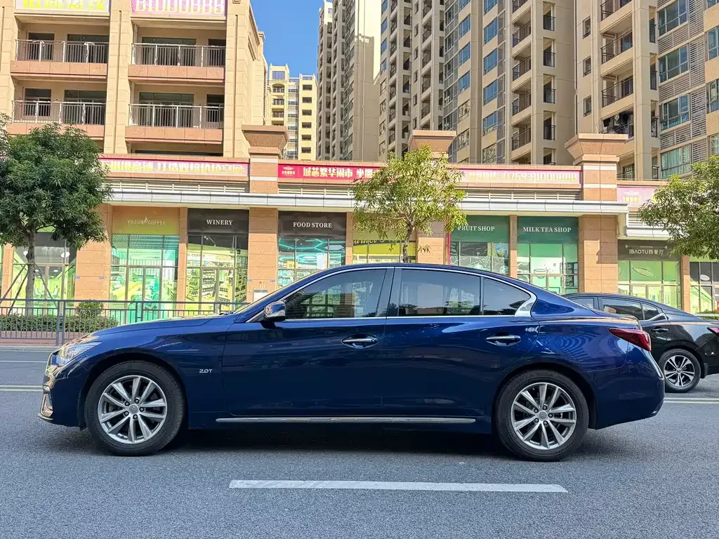 Infiniti Q50L 2021 из CN, фото 4