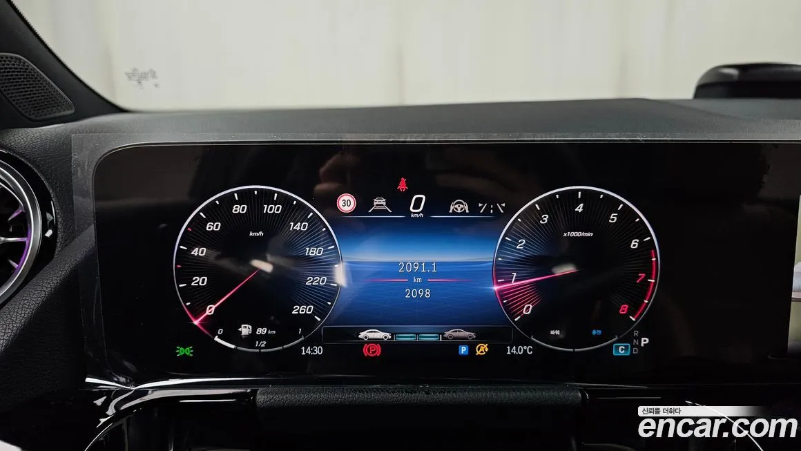 Mercedes-Benz GLA-Class 2025 из KR, фото 5