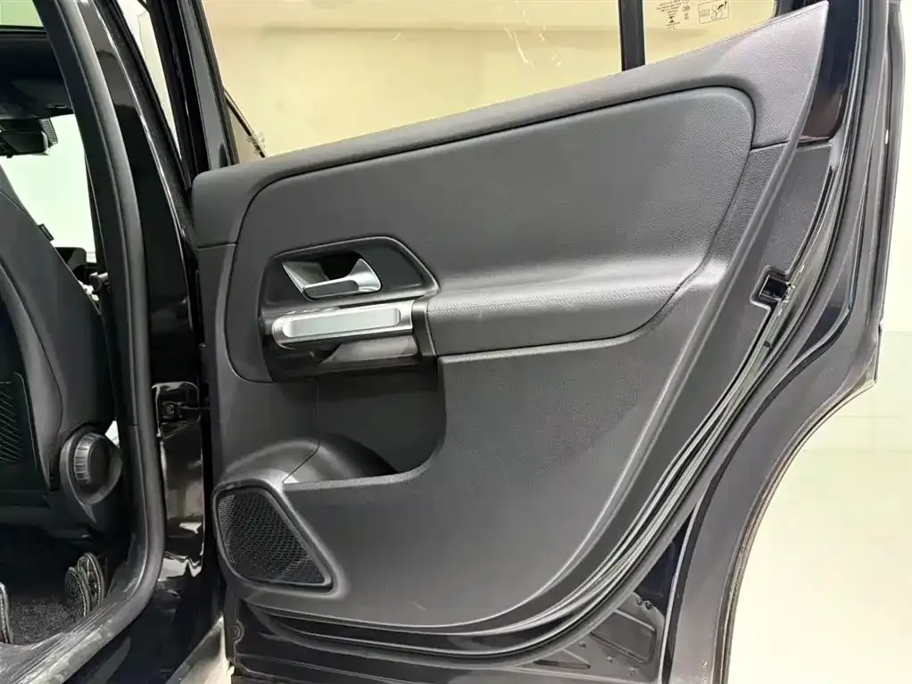 Mercedes-Benz GLB 2022 из CN, фото 7