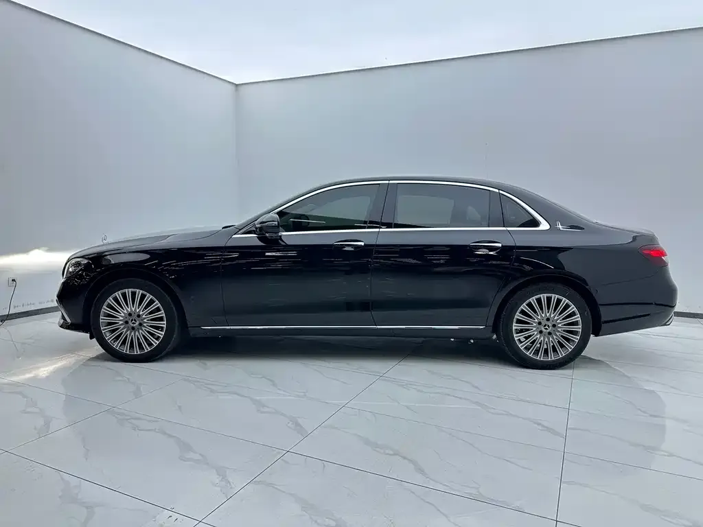 Mercedes-Benz E-Class 2022 из CN, фото 3