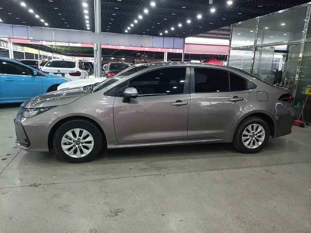 Toyota Corolla 2023 из CN, фото 5