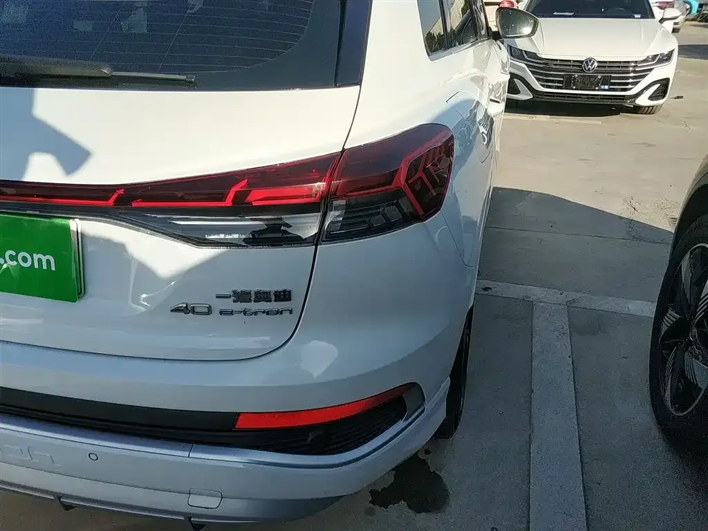 Audi Q4 e-tron 2023 из CN, фото 7