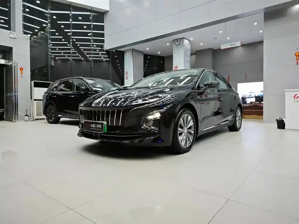 Hongqi E-QM5 2025 из CN, фото 1