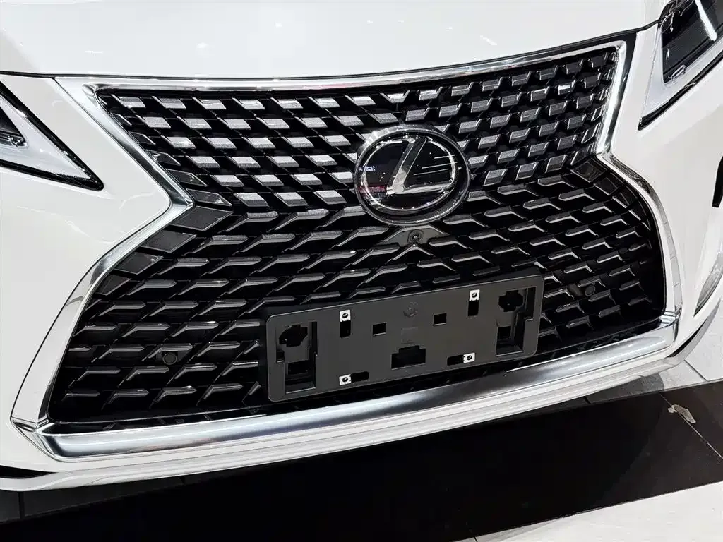 Lexus RX — фото 2