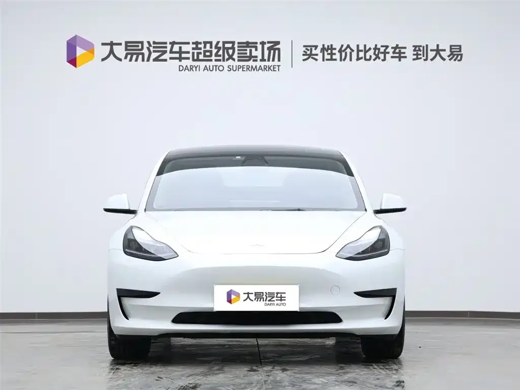 Tesla Model 3 — фото 3