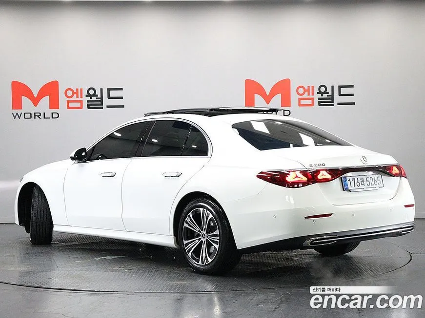 Mercedes-Benz E-Class 2025 из KR, фото 9