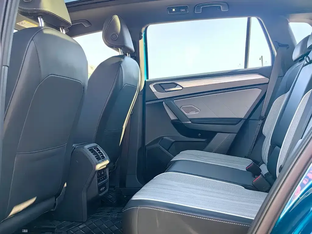 Volkswagen Tayron 2023 из CN, фото 7